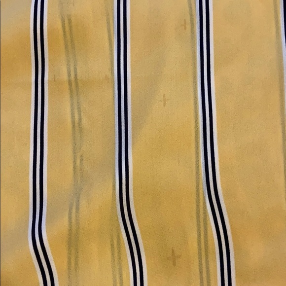 Yellow striped top - Picture 4 of 4